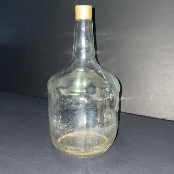 Half Gallon Glass Liquor Bottle Jug Handle Vintage Decanter Home Decor - Picture 5 of 10